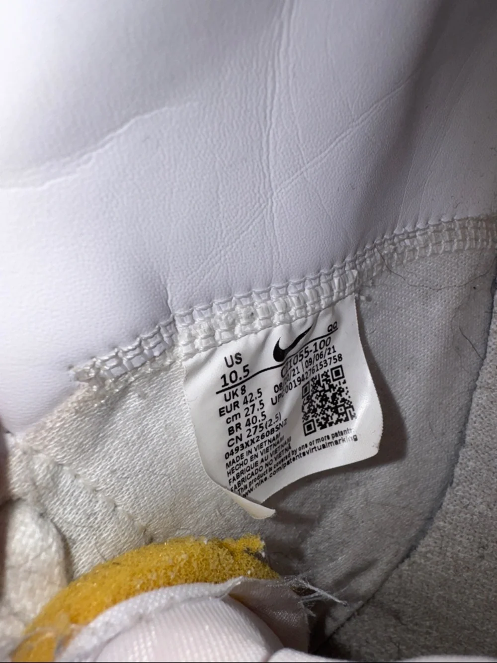 Nike White High-Top Sneakers - Picture 2 of 4